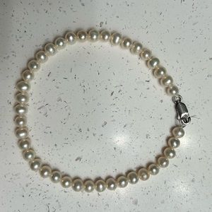 Genuine pearl bracelet